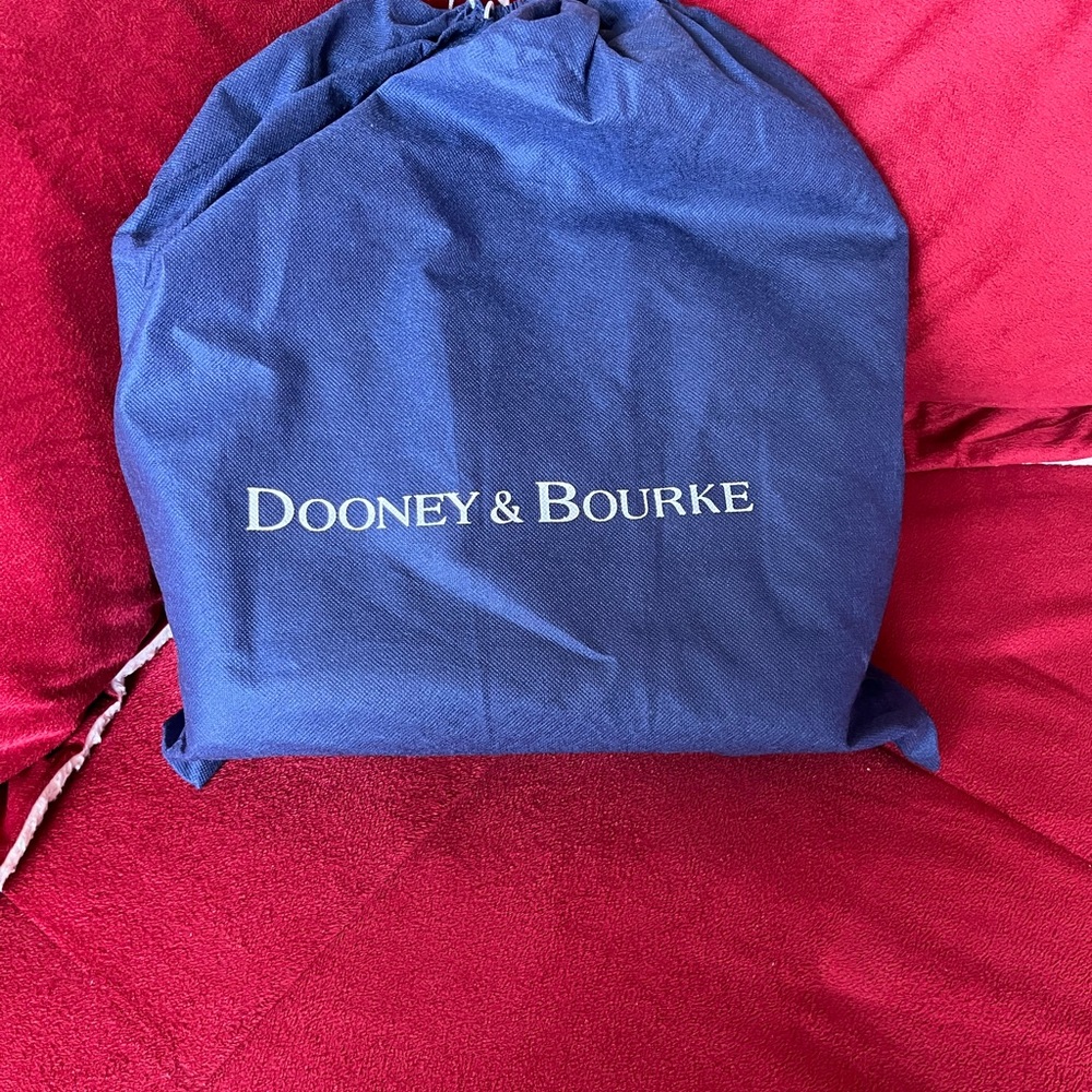 Dooney & Bourke handbag - Picture 15 of 15